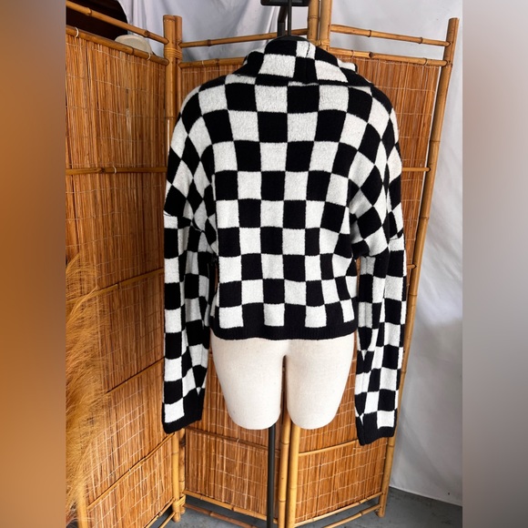 Turtleneck Black And White Plaid Long Sleeve Checkered sweater size XL - Picture 4 of 5